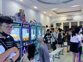 Giải Mã Bí Mật Của Máy Gắp Thú Bông Đa Nhiệm: Ngoài Giải Trí Ra Sao?