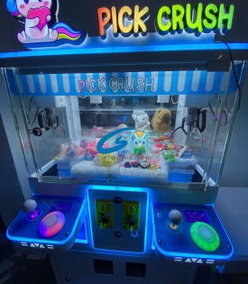 Máy Gắp Móc Khóa (Keychain Arcade) – "Vũ Trụ" Quà Tặng Nhỏ Xinh & Đầy Cuốn Hút