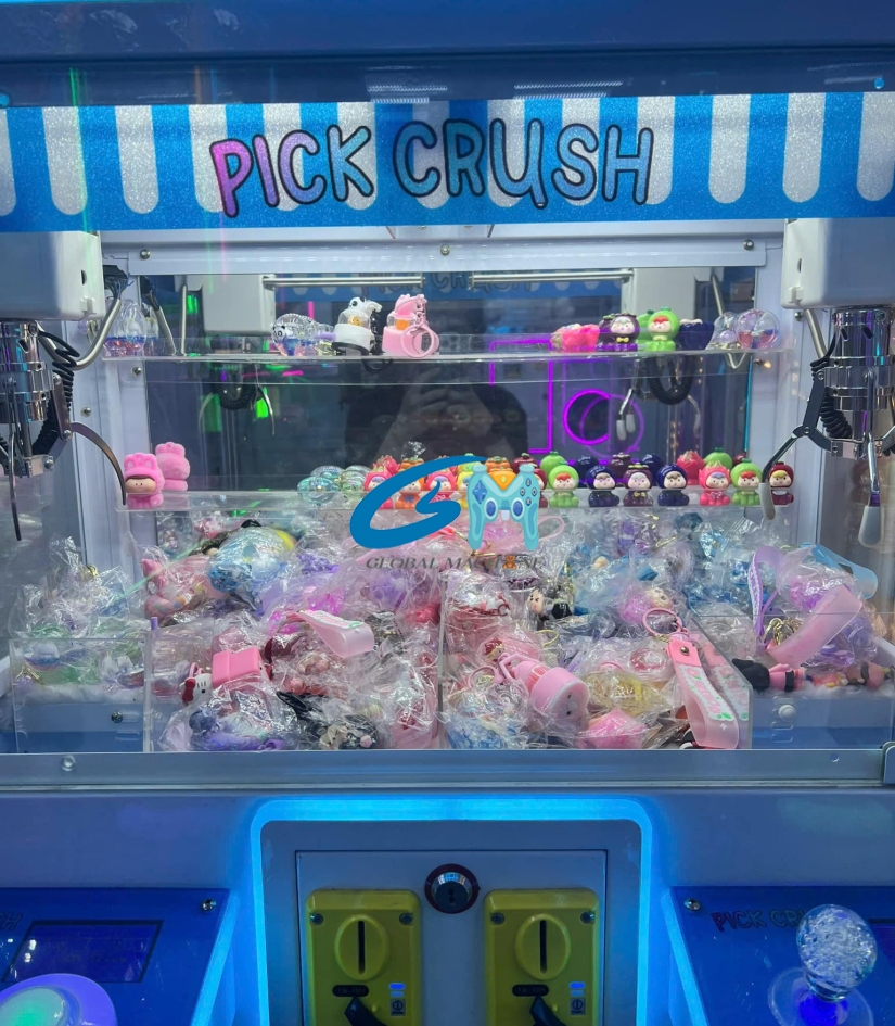Máy Gắp Móc Khóa (Keychain Arcade) – "Vũ Trụ" Quà Tặng Nhỏ Xinh & Đầy Cuốn Hút
